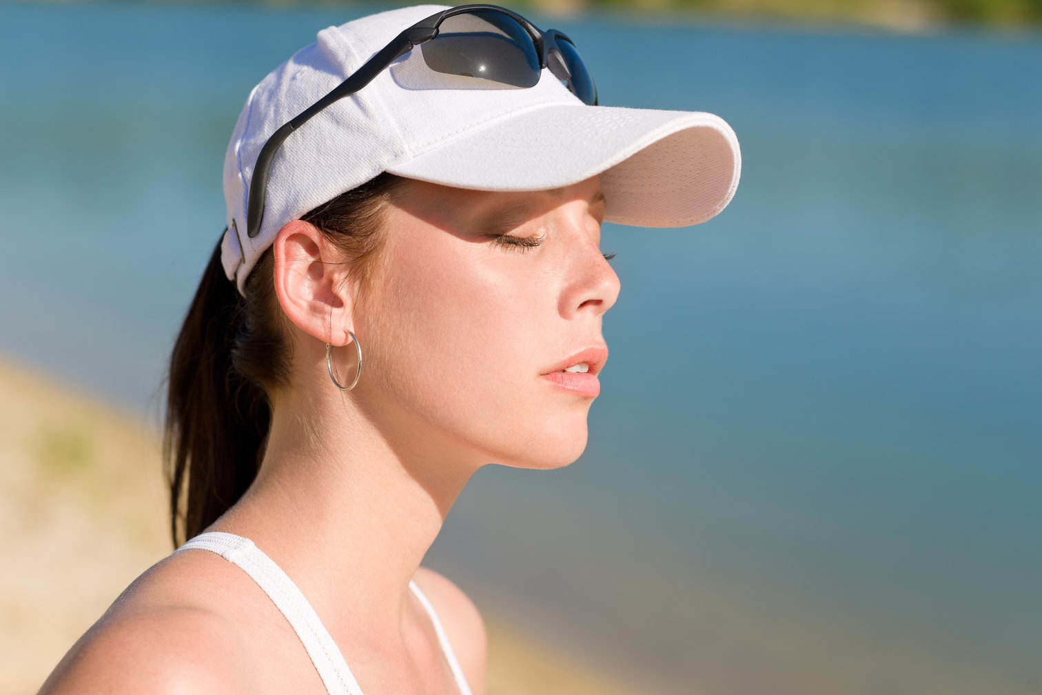 tomar-sol-para-se-alimentar-de-vitamina-d-dra-larissa-montanheiro-dermatologista