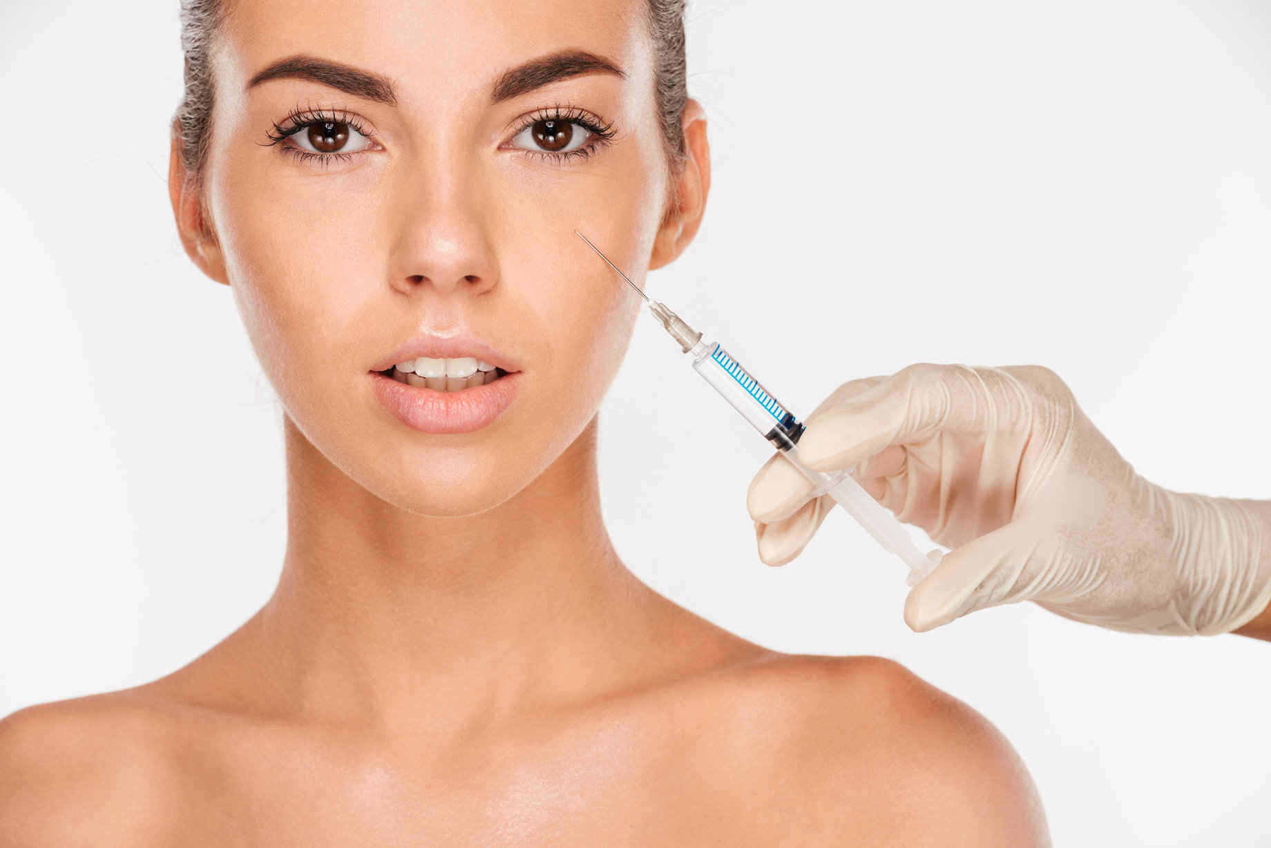 Botox vs Preenchimentos: Qual a diferença entre os procedimentos  injetáveis?